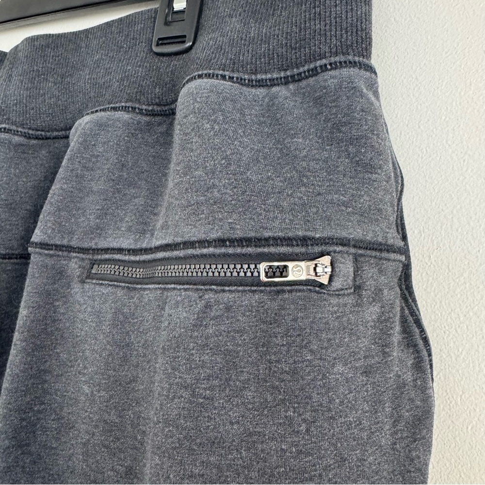 Lululemon Cross Cut Jogger - Picture 7 of 8